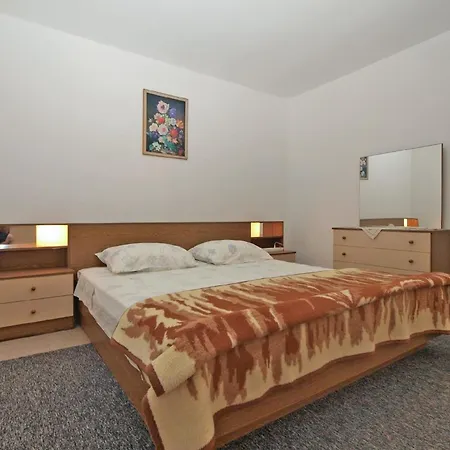 Apartment Fuer 6 Personen Ca 80 Qm In Pula, Istrien Istrische Riviera